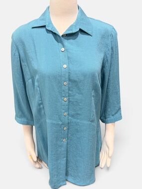 Fridaze Light Blue Button-Front Women's Shirt Size M